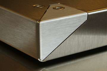 精密钣金折弯弯曲工艺中的决定因素有哪些？-中山FH体育-FH体育(中国)