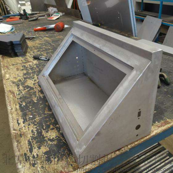 钣金加工焊接注意什么？-FH体育-FH体育(中国)